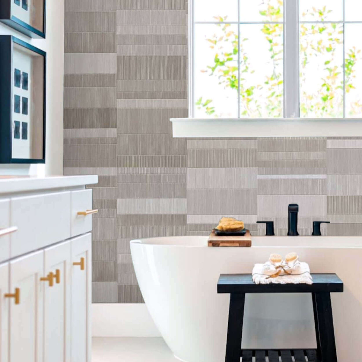 8mm Light Grey Mosaic Bathroom Wall Panel 2.6M