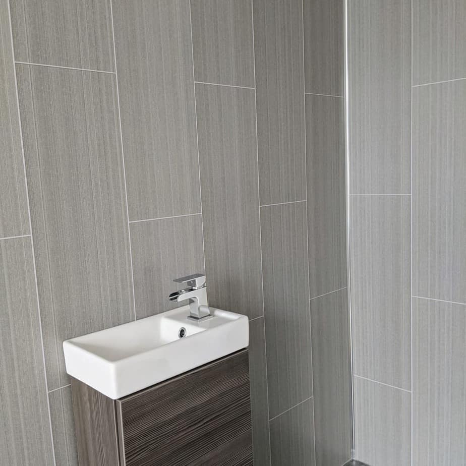 8mm Seagrass Large Tile Effect Bathroom Wall Panel 2.6M